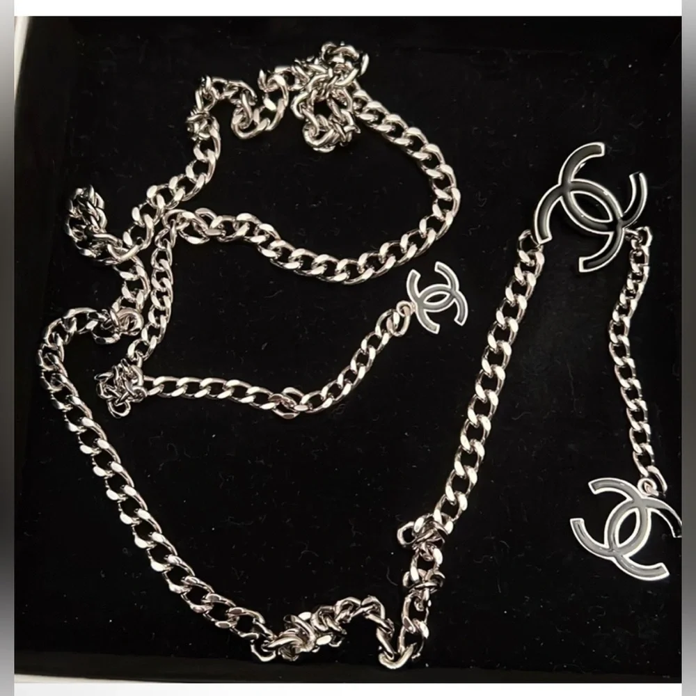 Chanel vintage Belt (or necklace) with Box and Tags - Picture 10 of 15